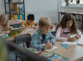 Leerlingen vertrekken en fusiegesprekken mislukken, school Jirnsum gaat dicht Leerlingen vertrekken en fusiegesprekken mislukken, school Jirnsum gaat dicht